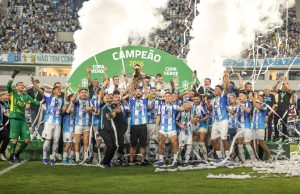Paysandu goleia Anápolis e é hexacampeão da Copa Verde
