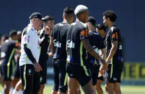 Lucas Paquetá deve ser um dos titulares de Ancelotti contra o Egito