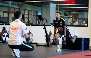 Neymar tem boa evolução em contusão, aponta exame; mas está fora da estreia