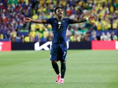 “Tenho que escutar mais ele”, diz Vini Jr. sobre o técnico Ancelotti