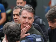 Delegado pede ao STF para ouvir Bolsonaro sobre arma apreendida