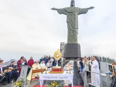 Cristo Redentor inova com tapete de patchwork no Corpus Christi