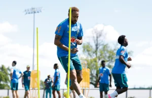 Neymar treina sem restrições com o grupo pelo segundo dia seguido
