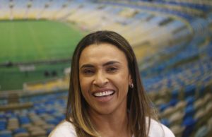 Com Marta como embaixadora, Tesouro quer atrair mais investidores