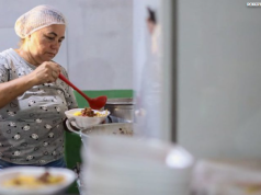 Fome severa cai mais de 70% entre mulheres, pessoas negras e crianças