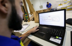 Governo do Brasil veta projeto de lei que precariza contrato de trabalho para jovens
