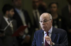 Argumentos dos EUA para impor tarifas “não são legítimos”, diz Vieira