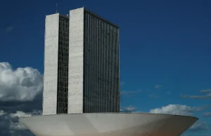Governo do Brasil enviará projeto à Câmara para aumentar limite do MEI