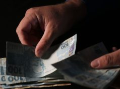 Brasileiros sacaram em abril R$ 482,8 milhões esquecidos em bancos