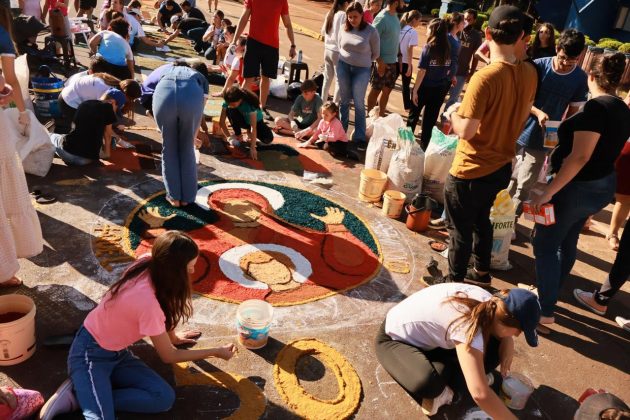 Católicos celebram Corpus Christi com missa e procissão em Dourados - O ...