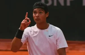 Guto Miguel se torna 1º brasileiro campeão juvenil em Roland Garros