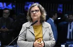 Lula anuncia Teresa Leitão como nova liderança do governo no Senado