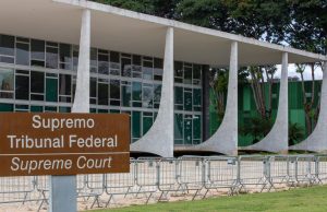 Moraes marca para 28 de julho depoimento de Flávio Bolsonaro à PF