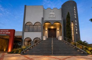 Igreja da Escadaria reabre em agosto como Igreja Cristã Base da Graça, em Dourados