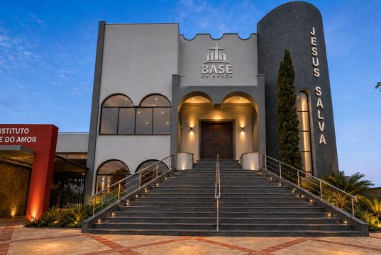 Igreja da Escadaria reabre em agosto como Igreja Cristã Base da Graça, em Dourados