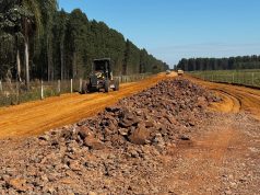 Prefeitura segue com manutenção de estradas rurais em Naviraí