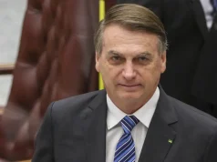 Alexandre de Moraes decide manter Bolsonaro em prisão domiciliar