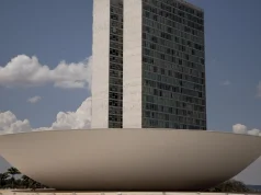Motta cria comissão para analisar PEC que reduz maioridade penal