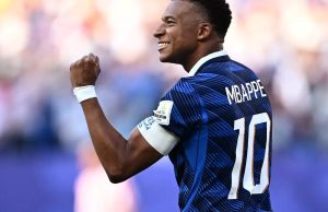 França vence retranca do Paraguai e se classifica na Copa do Mundo