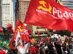 PCdoB oficializa apoio à candidatura de Lula