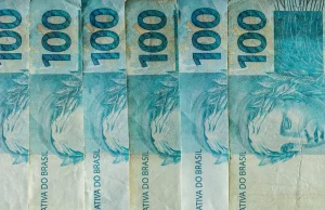 Caixa paga Bolsa Família de julho a beneficiários com NIS de final 4