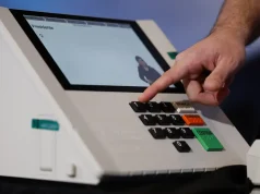 Assinatura digital e lacração impedem alteração em sistemas eleitorais